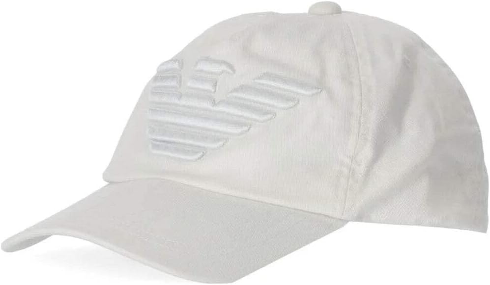 Casquette de baseball Emporio Armani sur un homme