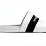 Emporio Armani Chaussons homme toboggan blanc 39-40 EU modele XVPS03-0
